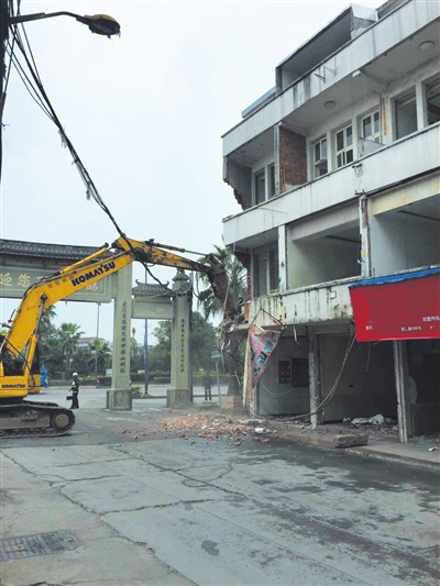 瑶溪街道黄石村旧房拆除